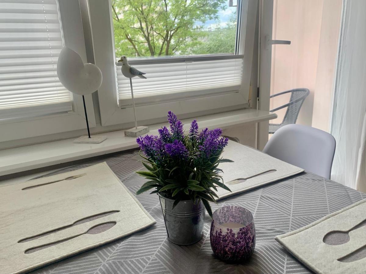 Wera - Klimatyczny Apartament 300 M Od Plazy Brzezno - Azw グダニスク エクステリア 写真